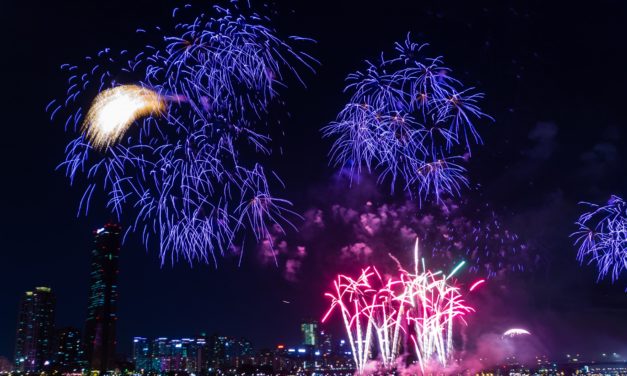 새해 맞이 불꽃 축제 사진